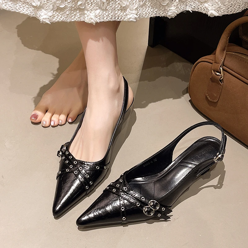 2025 New Women Pointed Toe San - огляд і ціна Women'S Shoes Trending 2025