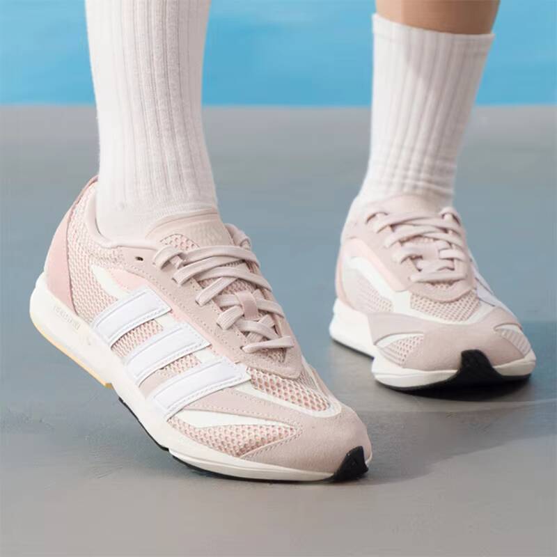 Popular Adidas  Light Pink Sue - огляд і ціна Women'S Shoes Pink Adidas